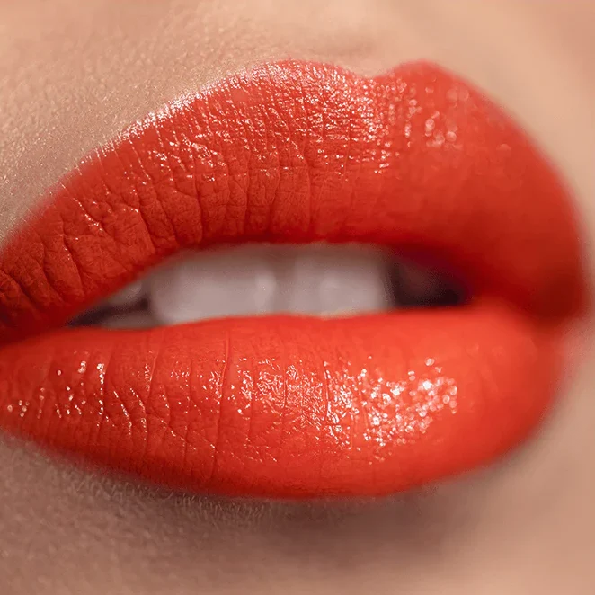 Posh Lipstick Moisturizing Colour