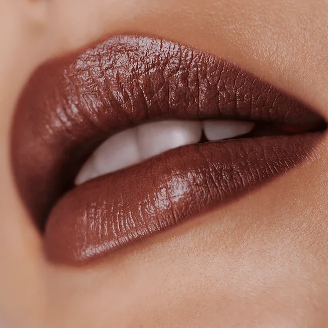 Posh Lipstick Moisturizing Colour