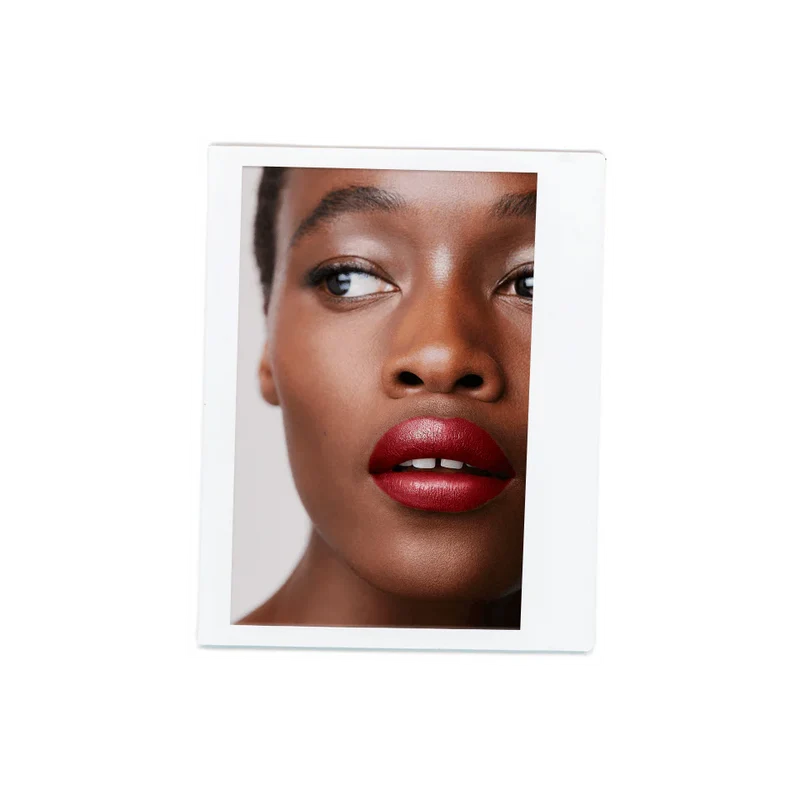 Posh Lipstick Moisturizing Colour