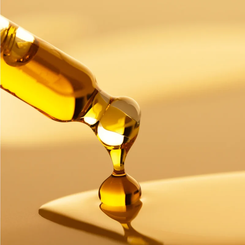C.E.O. Glow Vitamin C + Turmeric Face Oil