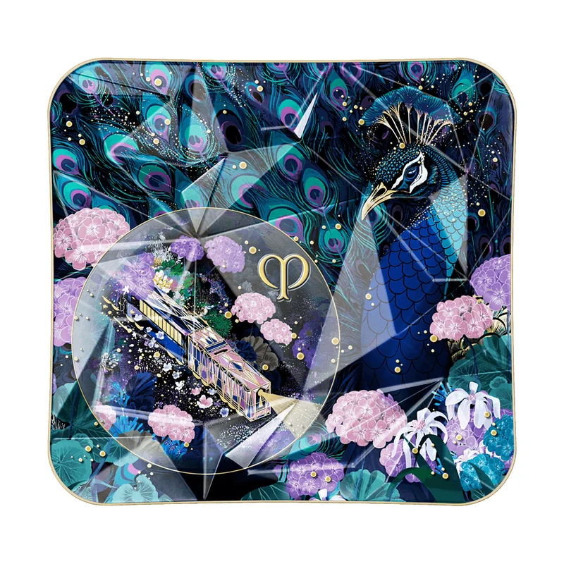 [Self-operated] Clé de Peau Beauté (CPB) Japan Domestic Version 2025 Christmas Limited Edition Dreamy Journey Highlighter Palette #110 Radiant Peafowl 10g Brightening and Softening Setting Powder Concealing Brightening Gloss
