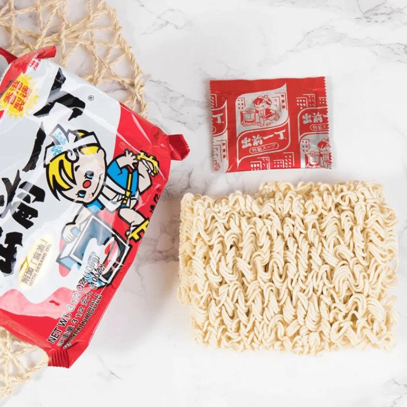 [Self-operated] Nissin Demae Ramen Instant Noodles (Sesame Oil Flavor), 5-pack (100g x 5 bags), Made in Hong Kong. Instant Soup Noodles, Fast Food, Ramen, Mixed Noodles.