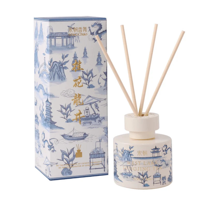 [Self-operated] Song Chao, a Chinese brand, offers flameless aromatherapy diffuser featuring the ten scenic spots of West Lake from the Song Dynasty. The diffuser is made from blue and white porcelain and contains Osmanthus and Longjing tea. The product is available in 120ml bottles and contains natural soy wax. It is a fragrant, therapeutic air freshener with essential oils. It is a flameless diffuser for indoor use and can be used as an air freshener or aromatherapy stick.