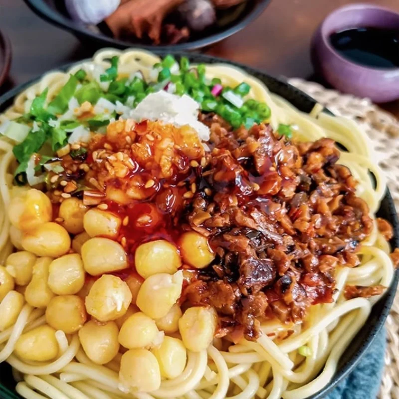 [Self-operated] China YUANXIAN Yuanxian Mushroom Pea Noodles 238g Late-night Instant Noodles Sichuan Specialty Half Bowl Noodles