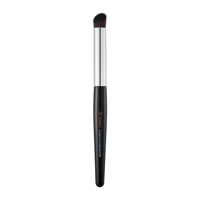 [Self-operated] Korean Studio 17 Angled Concealer Brush #482 1 piece, a good helper for makeup