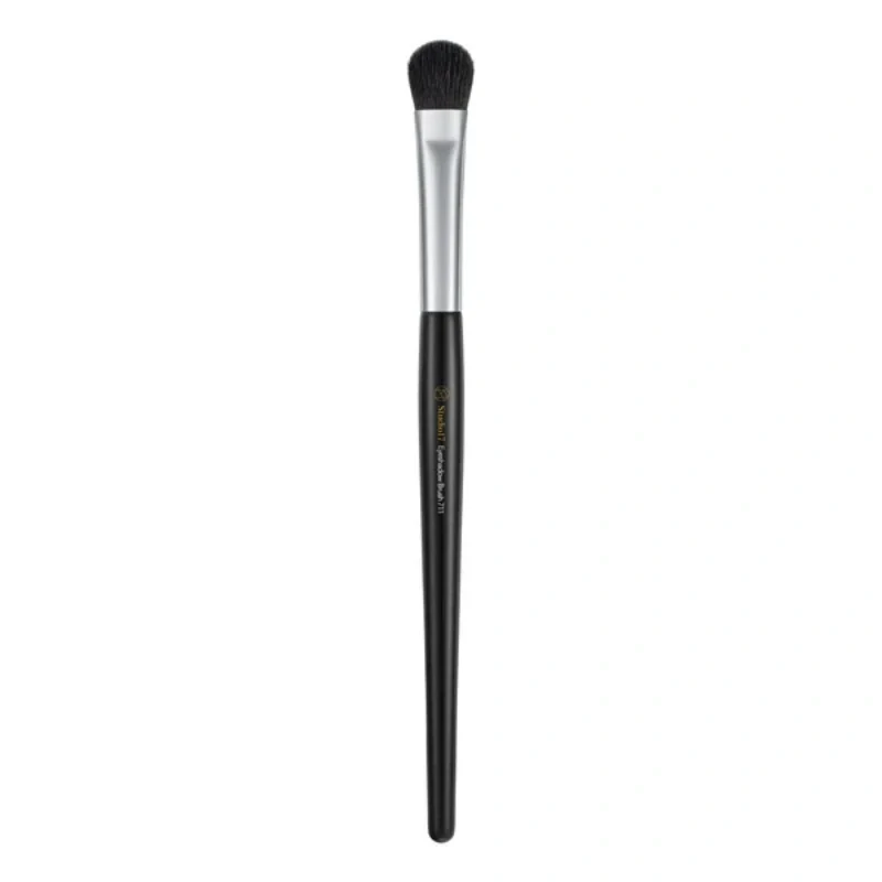 [Self-operated] Korean Studio 17 Basic Eyeshadow Brush #711 1-Pack Makeup Helper