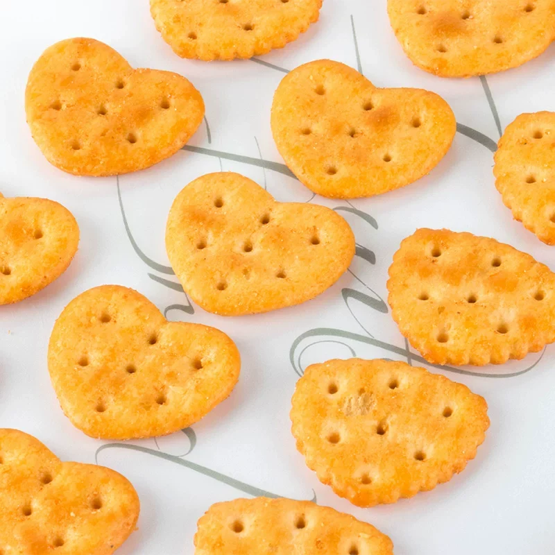 [Self-operated] Japanese Glico (China) Mainland Version Vegetable Garden Biscuits, Spicy Flavor, 50g, Breakfast Biscuits, Children's Snacks, Delicious Treats, Decorative Snacks