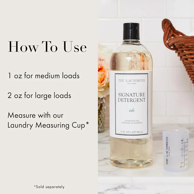 [Self-operated] THE LAUNDRESS Signature Isle Classic Laundry Detergent, Coastal Inspiration Scent, 946ml (32 fl.oz). Concentrated laundry detergent, powerful stain removal, color protection, fabric care, long-lasting island fragrance.