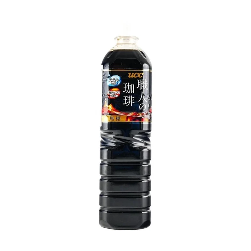 [Self-operated] UCC Japan Artisan Series Sugar-Free Ready-to-Drink Black Coffee 900ml. 100% Dark Roasted Coffee. Rich taste with noticeable bitterness but no acidity or astringency. Clean and refreshing aftertaste. Suitable for drinking straight or with ice or milk.