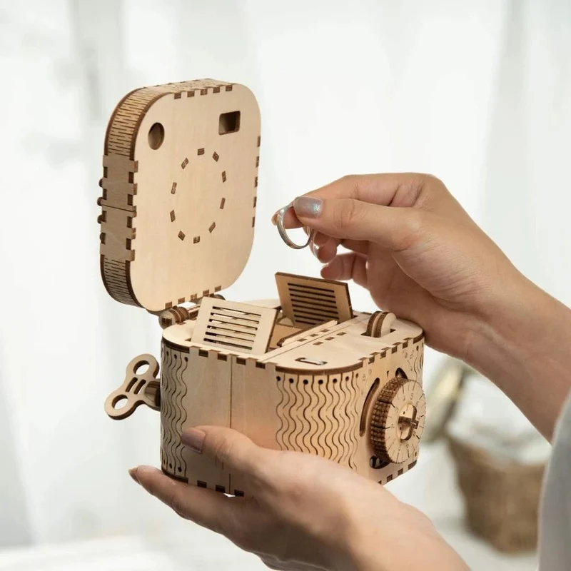 [Self-operated] China Robotime Rokr Password Treasure Box Single Pack DIY Handmade Creative Gift Wooden Assembled Puzzle Birthday Gift (Excluding wax, because it is prohibited in international transportation, if you need to use wax for lubrication, you can use candles replace)