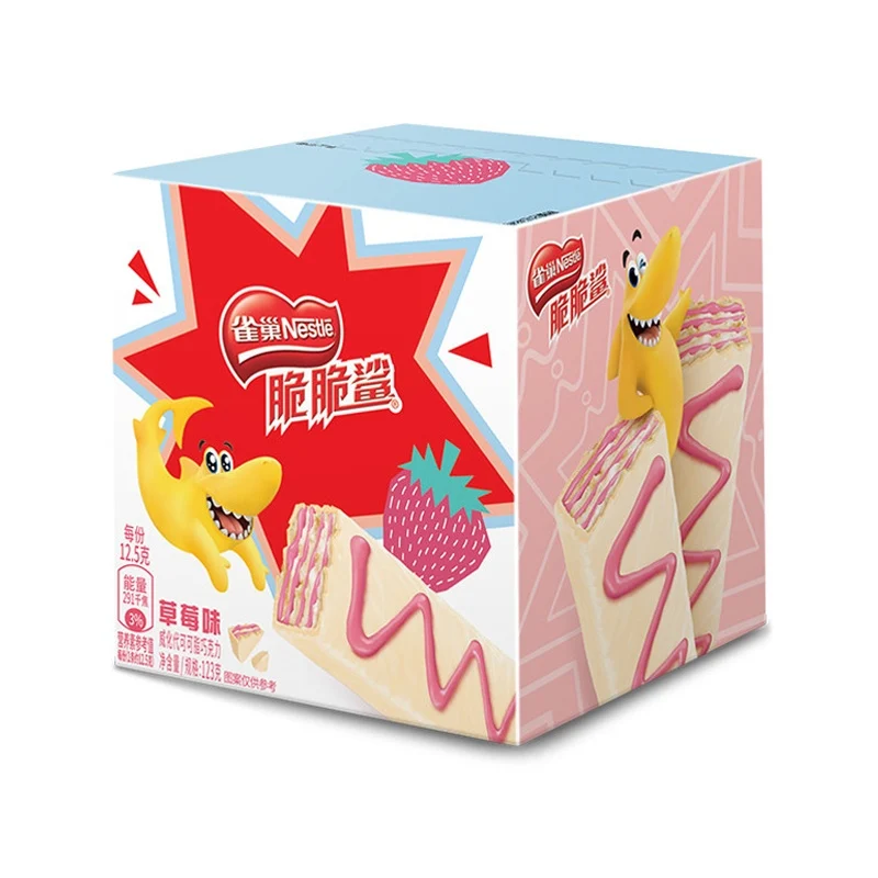 [Self-operated] China's Nestle Crispy Shark Wafer Biscuits, Strawberry Flavor, 10-pack, rich, fruity, crispy, independent small strips, Internet celebrity snacks