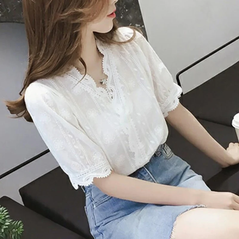 [US Warehouse] Lace Hollow Sweet Girl Loose White Shirt Women's V-neck Half Sleeve Shirt Office Ladies