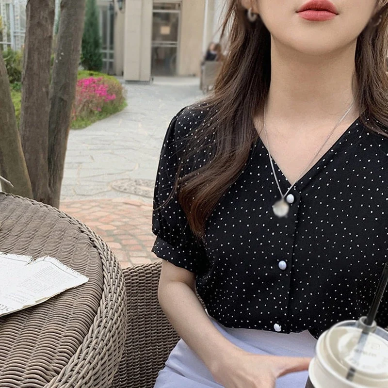 [US Warehouse] Women's fresh chiffon loose top, summer thin and versatile short-sleeved V-neck belly shirt