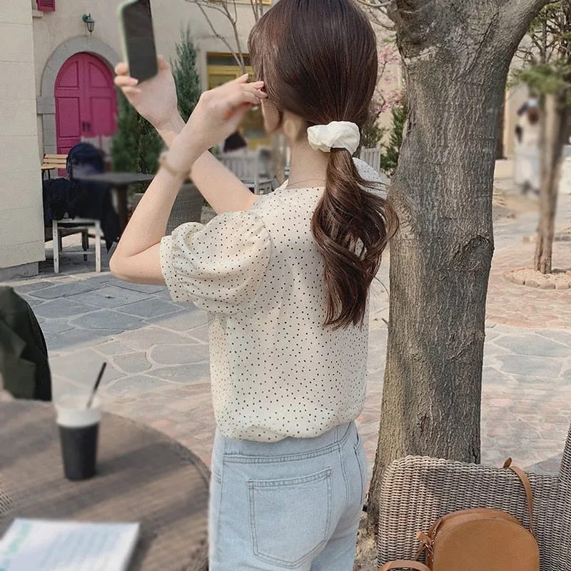 [US Warehouse] Women's fresh chiffon loose top, summer thin and versatile short-sleeved V-neck belly shirt