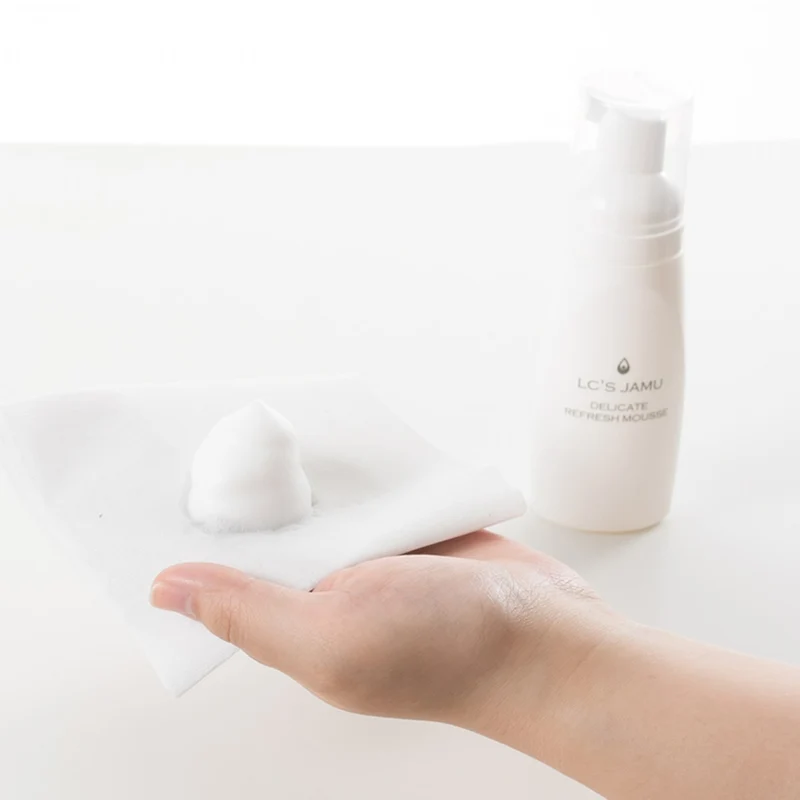 [Self-operated] Japanese LOVECOSME LC brand Aikamu Private Parts Cleansing and Care Mousse 70ml No-rinse cleans private parts to remove odor and dirt