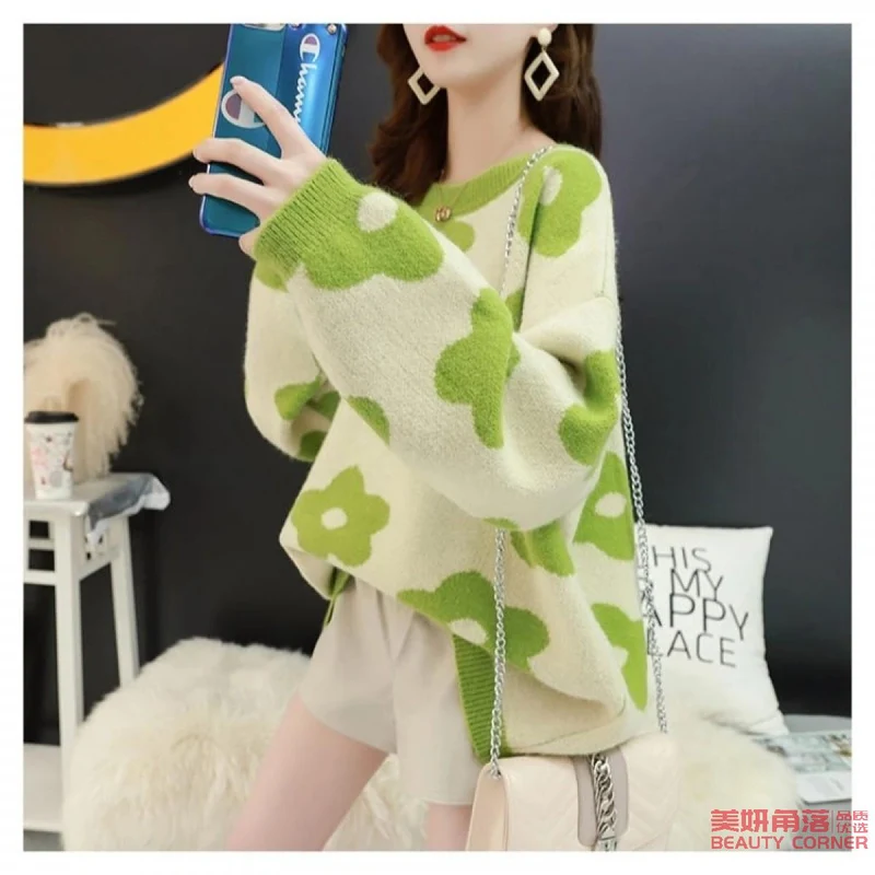 [Self-operated] Exquisite floral pattern loose sweater top for women
