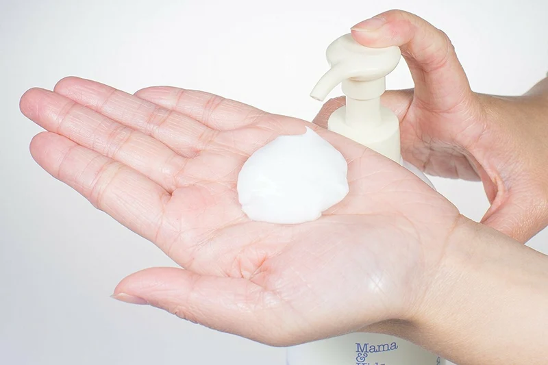[Self-operated] Japan Mama & Kids Baby Moisturizing Cream Baby Moisturizing Moisturizing Gentle Moisturizing Face Cream Body Cream Economical Pack 310g