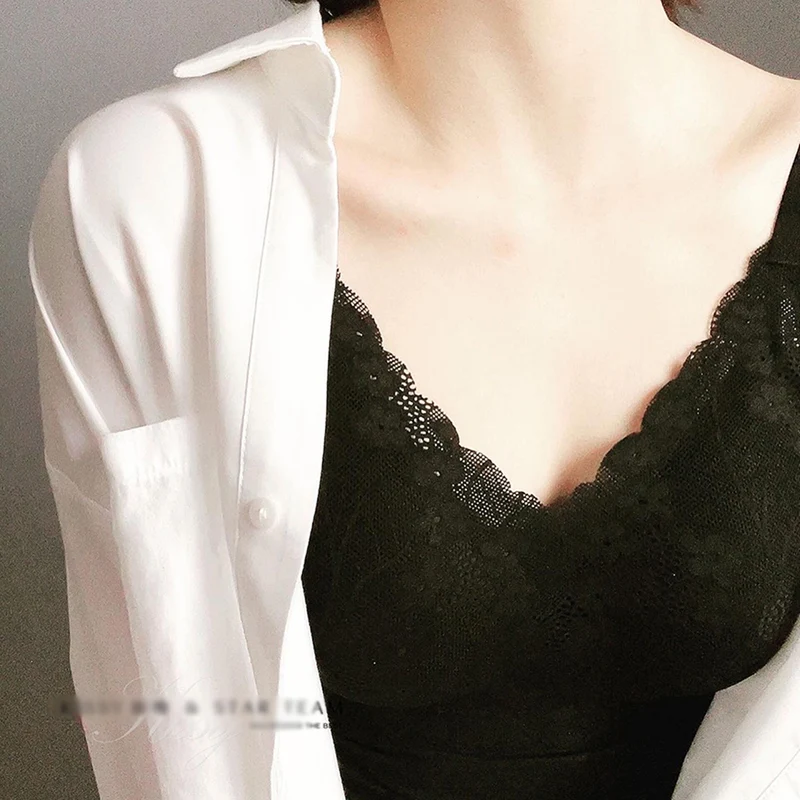 [Self-operated] China KISSY Platinum Wireless Lace Latex Seamless Bra One-piece Black Limited Edition Comes with a pair of thin pads and a pair of underwear