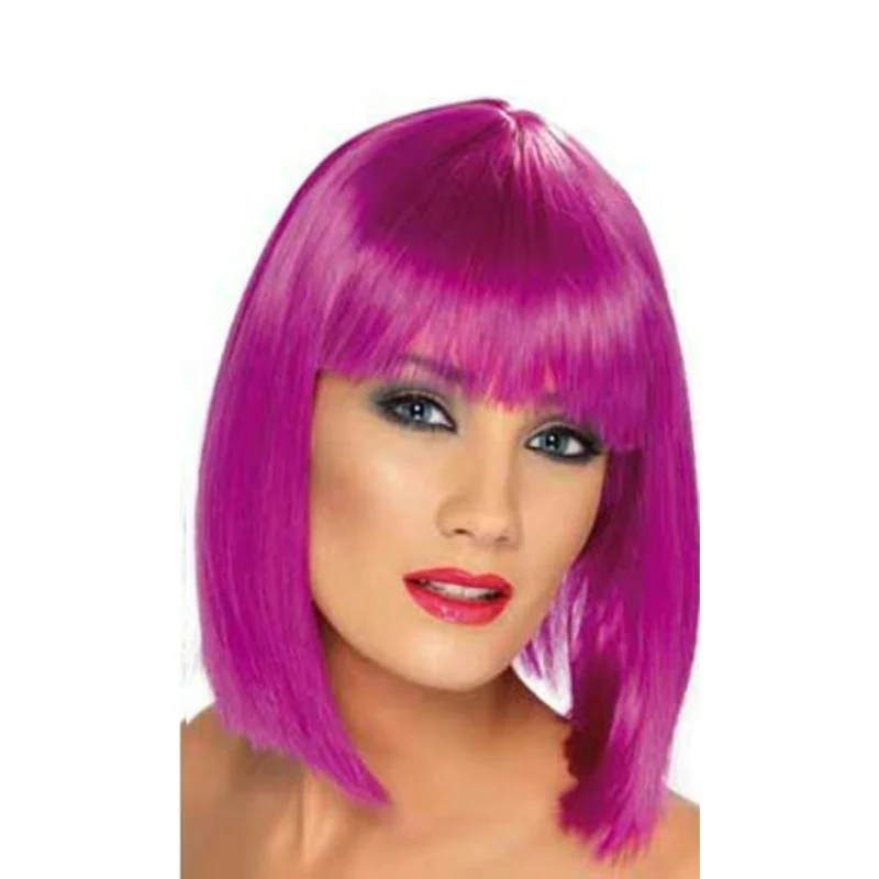 Farbige Perücke mit kurzen Haaren