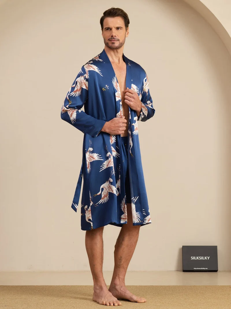 19Momme Reine Seide Herren Knielanger Kran Gedruckt Bademantel Und Schlafshorts Set