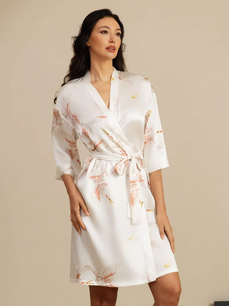 Clearance - 19 Momme 100% Maulbeerseide Damen-Wickelkimono mit Kranichmuster und Gürtel