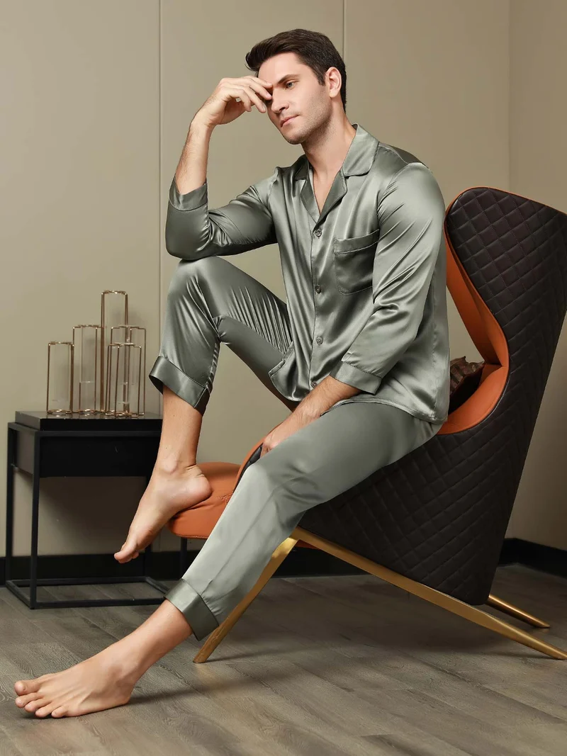 Reine Seide Herren-Langarm-Pyjama-Set mit Reverskragen