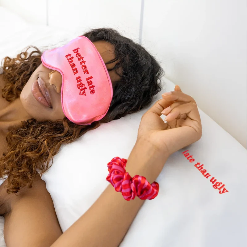 Kit de dormir "better late than ugly"
