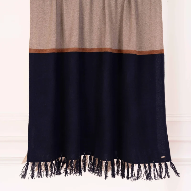 Nogt Cashmere Throw