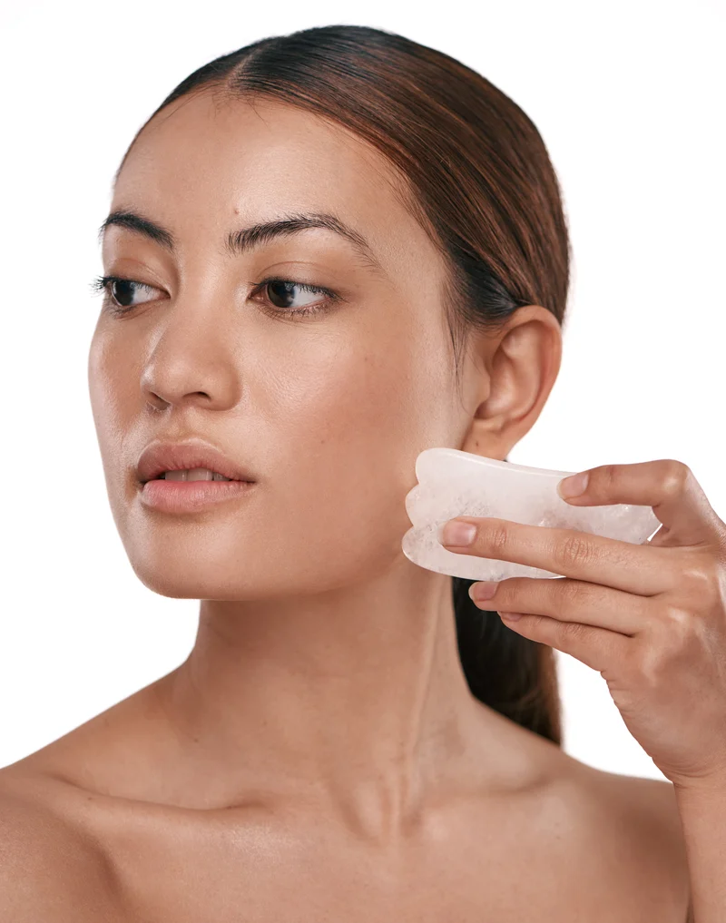 Gua Sha Beautytool aus Rosenquarz