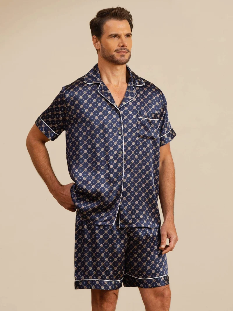 100% Maulbeerseide Herren-Kurzarm-Pyjama-Set mit Kettenmuster sowie Reverskragen und Shorts