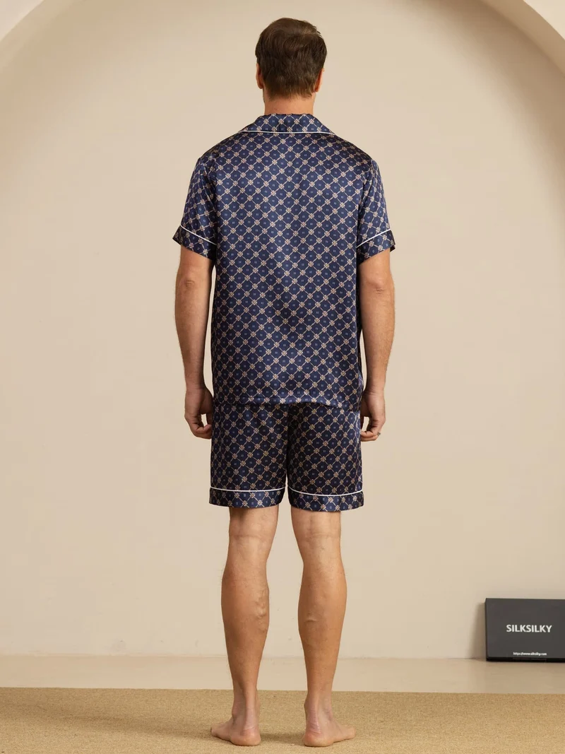 100% Maulbeerseide Herren-Kurzarm-Pyjama-Set mit Kettenmuster sowie Reverskragen und Shorts