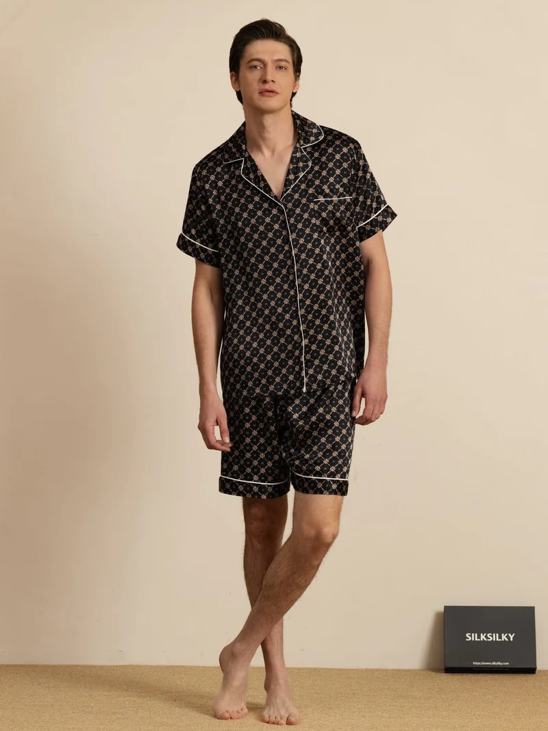 100% Maulbeerseide Herren-Kurzarm-Pyjama-Set mit Kettenmuster sowie Reverskragen und Shorts