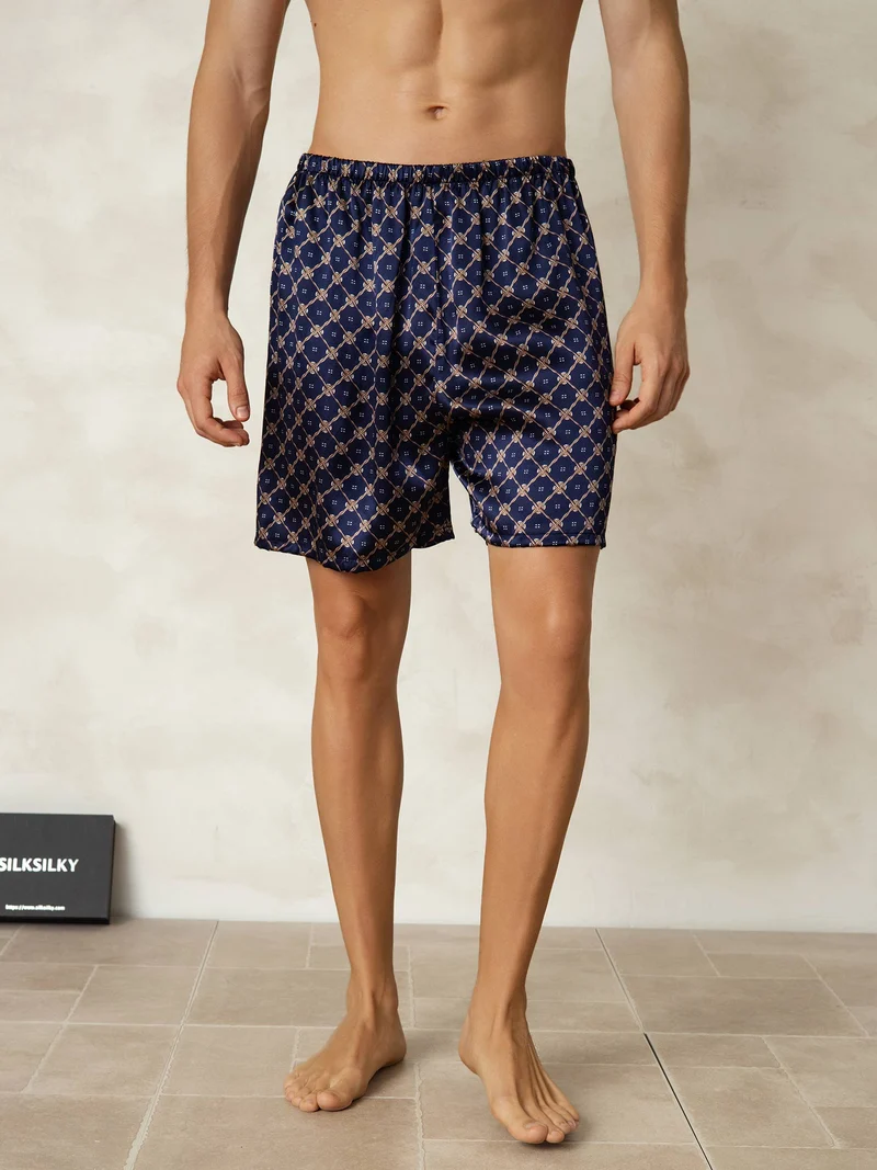 100% Maulbeerseide Herren-Schlafshorts mit marineblauem Kettenmuster und Elastikbund