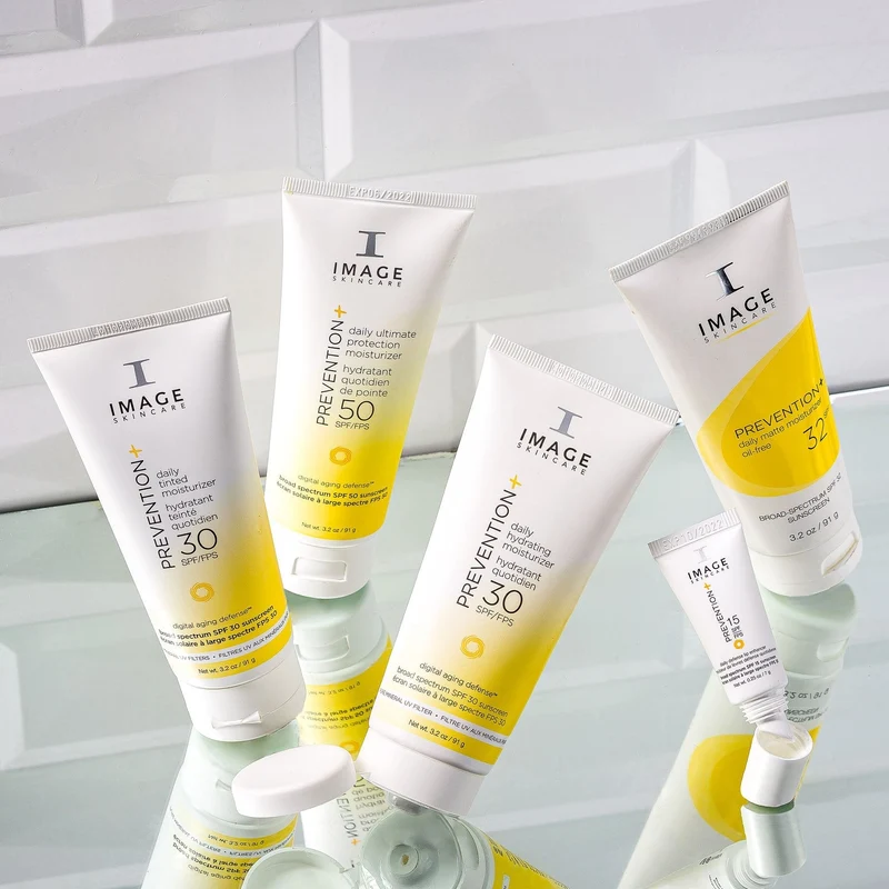 PREVENTION+ daily hydrating moisturizer SPF 30+ | IMAGE Skincare