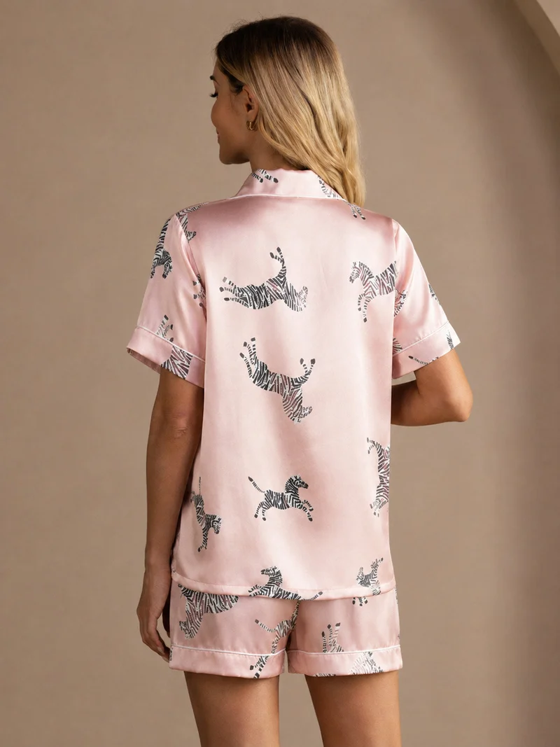 100% Maulbeerseide Damen Kurzararm Knopf Pyjama Set Mit Zebra Print