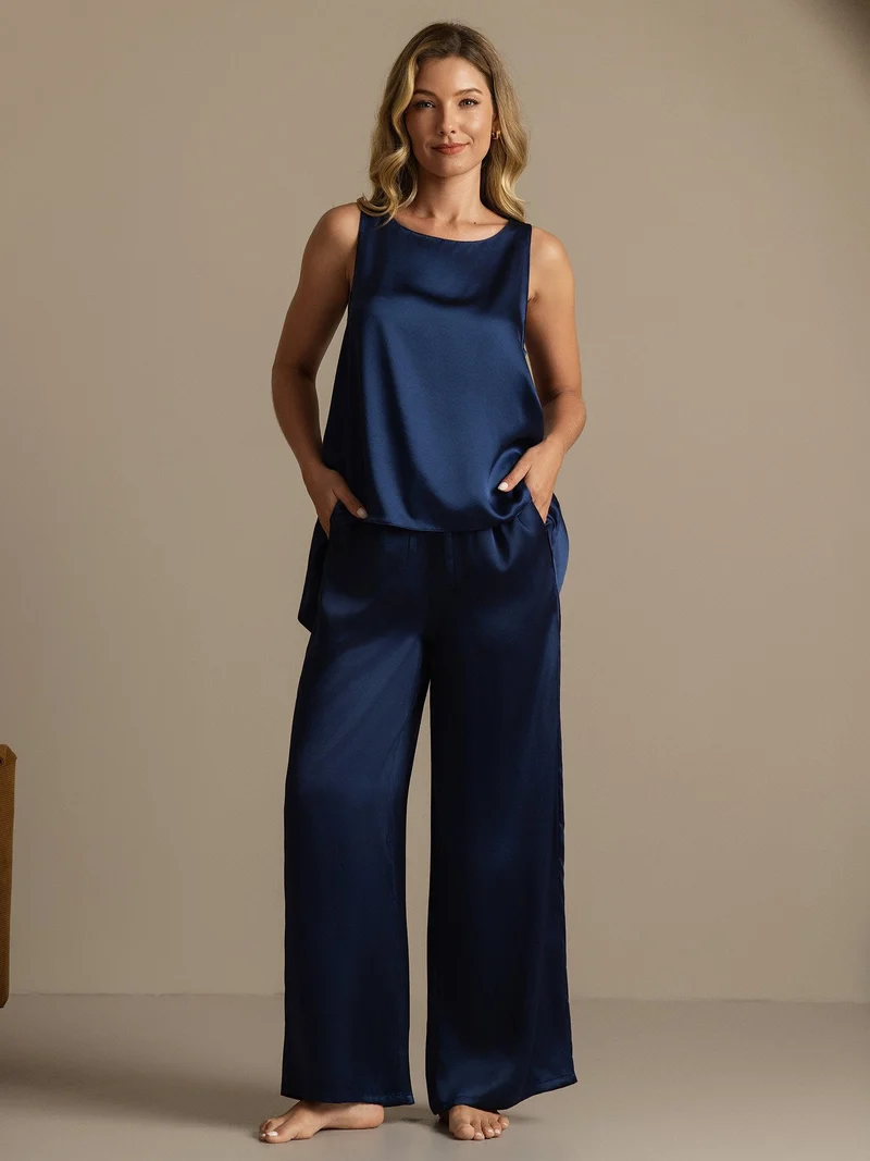 Reine Seide Set aus rückenfreiem Vokuhila-Tank-Top mit U-Ausschnitt sowie Weitbeinhose