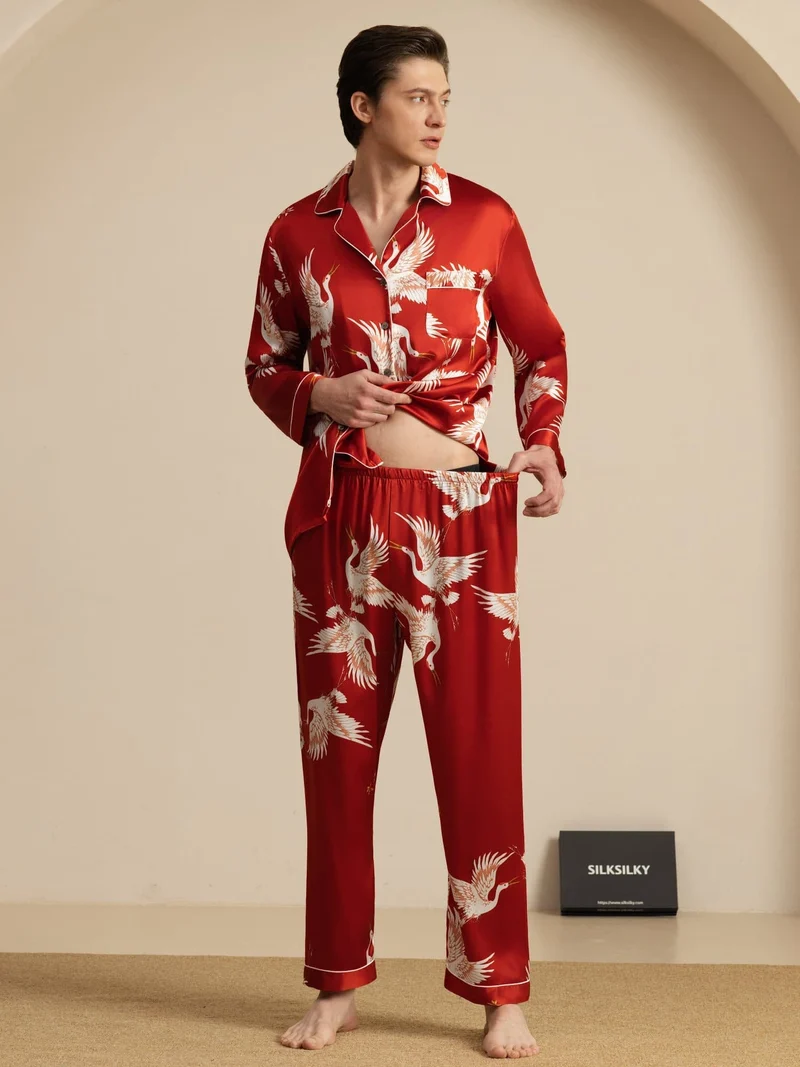 19 Momme Reine Seide Herren-Langarm-Pyjama-Set mit Kranichmuster und Reverskragen