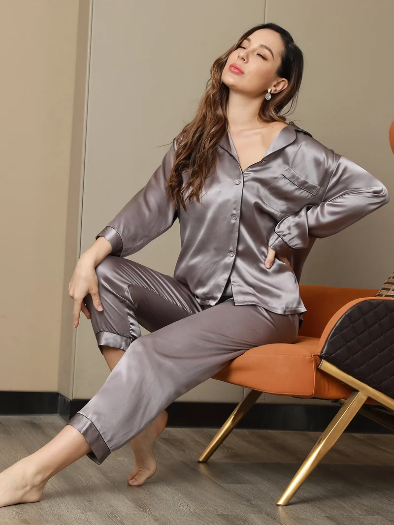 Clearance - Pyjama-Set aus Reiner Seide mit Bindenbesatz 2-teilig