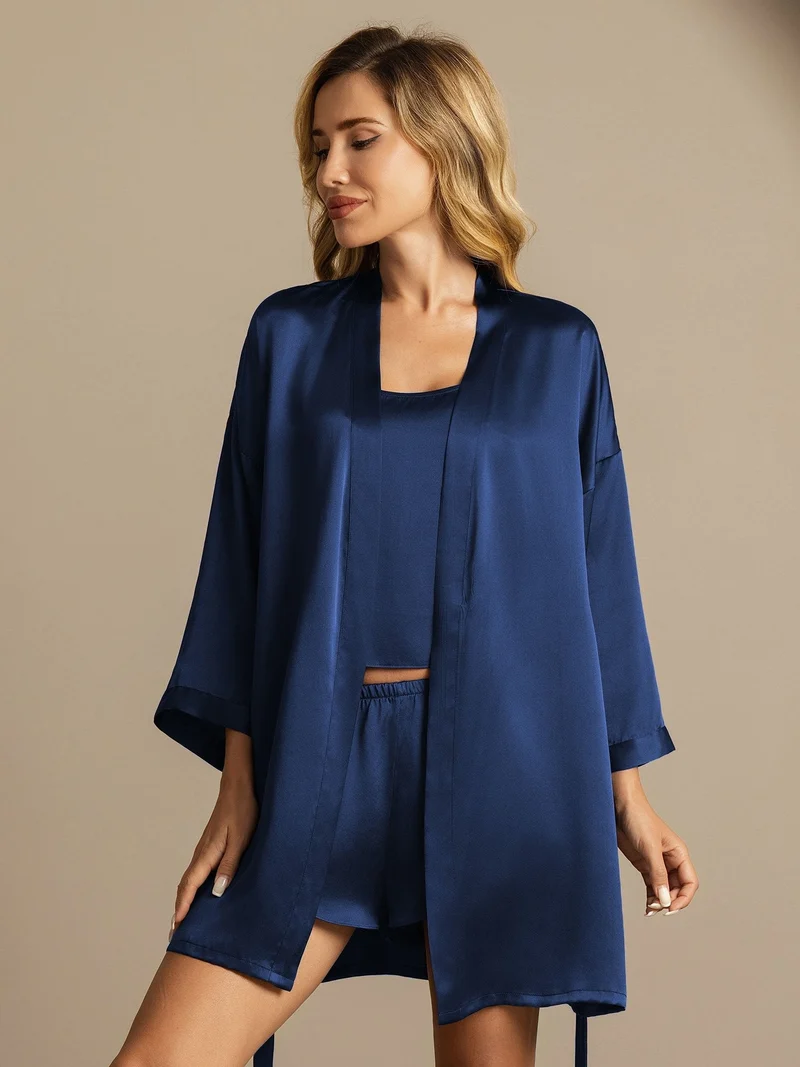 100% Maulbeerseide elegantes 3-teiliges Damen-Set mit Morgenmantel sowie Camisole-Top und Shorts