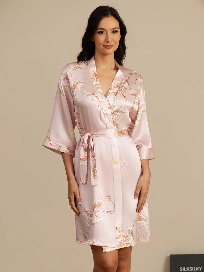 19 Momme 100% Maulbeerseide Damen-Wickelkimono mit Kranichmuster und Gürtel