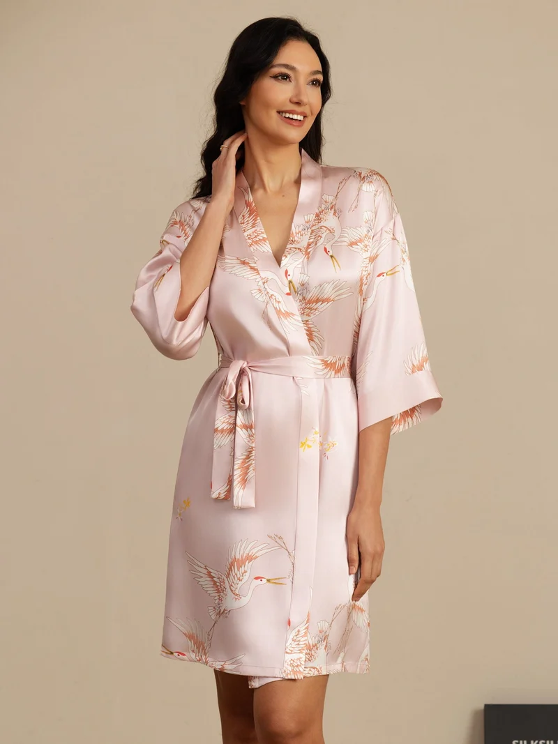19 Momme 100% Maulbeerseide Damen-Wickelkimono mit Kranichmuster und Gürtel