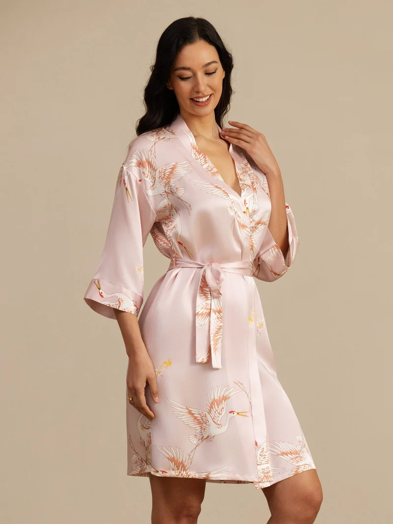 19 Momme 100% Maulbeerseide Damen-Wickelkimono mit Kranichmuster und Gürtel