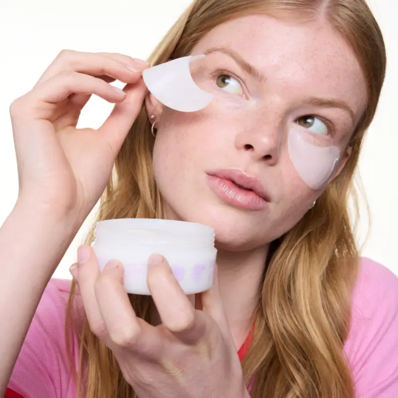 Essence Milky Glazed Hydrogel Eye Patches – 30 pairs