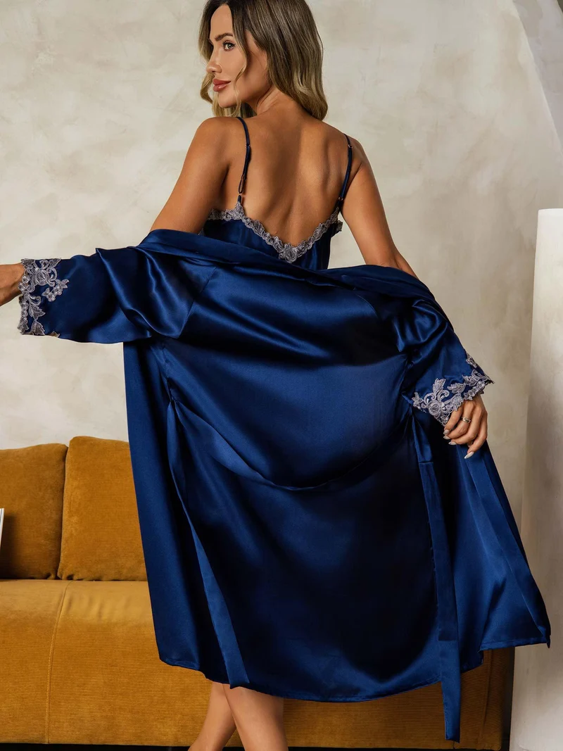 100% Maulbeerseide elegantes 2-teiliges Set mit Spitzen-Nachthemd und Morgenmantel