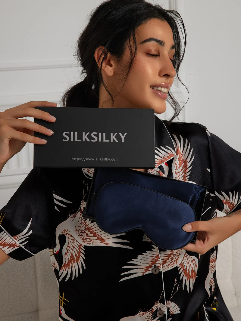 Geschenkset mit 19 Momme 100% Maulbeerseide Kissenbezug und Augenmaske