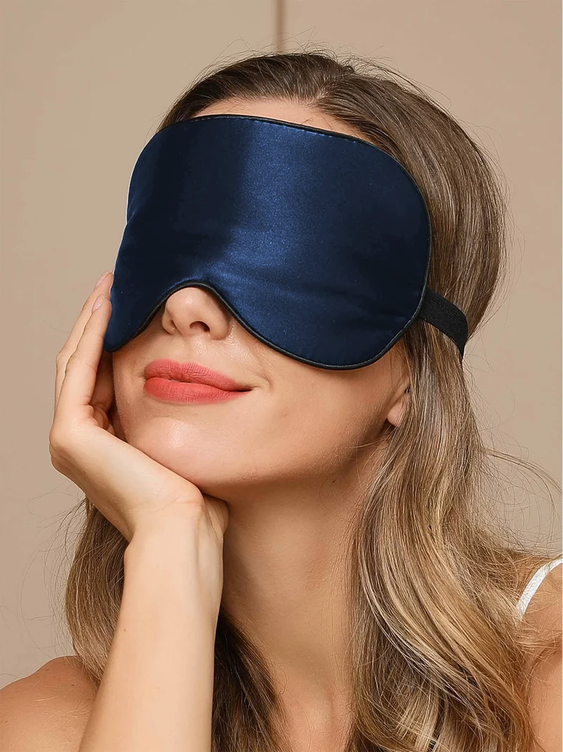 Geschenkset mit 19 Momme 100% Maulbeerseide Kissenbezug und Augenmaske