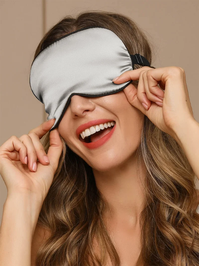 Geschenkset mit 19 Momme 100% Maulbeerseide Kissenbezug und Augenmaske