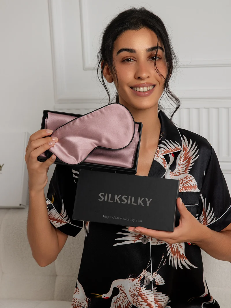 Geschenkset mit 19 Momme 100% Maulbeerseide Kissenbezug und Augenmaske