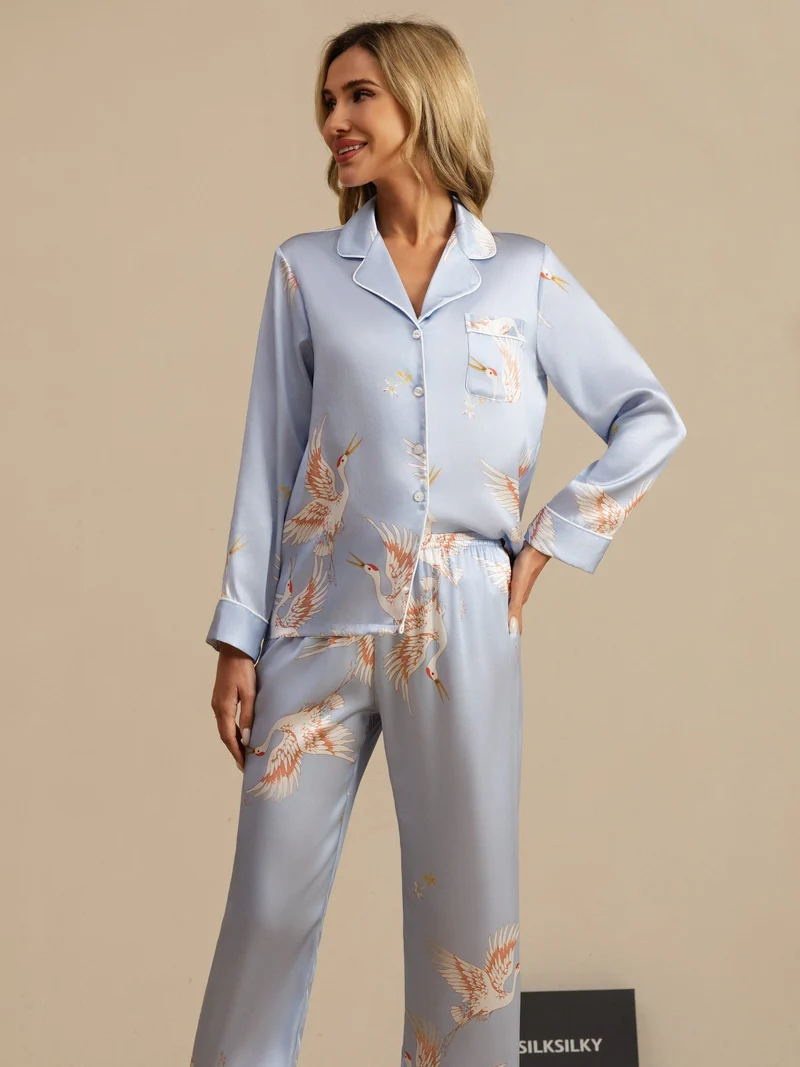 19 Momme 100% Maulbeerseide Damen-Langarm-Pyjama-Set mit Kranichmuster und Reverskragen