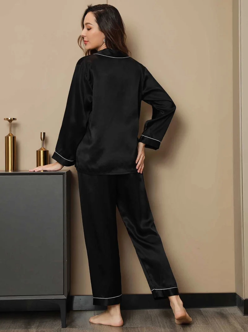 Reine Seide Damen-Pyjama-Set mit Reverskragen und Knopfleiste